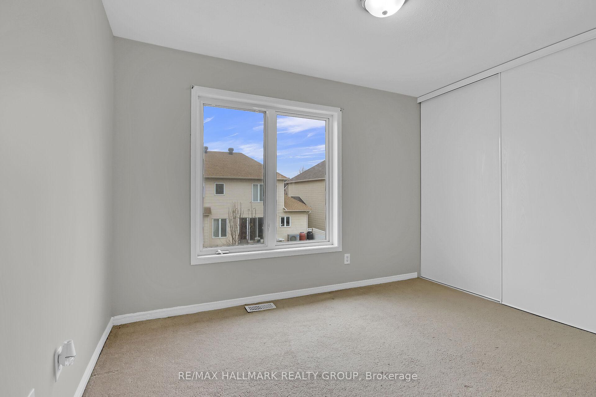 Photo 25 of 714 Clearbrook Drive, Ottawa, Barrhaven - Strandherd — HOMEH