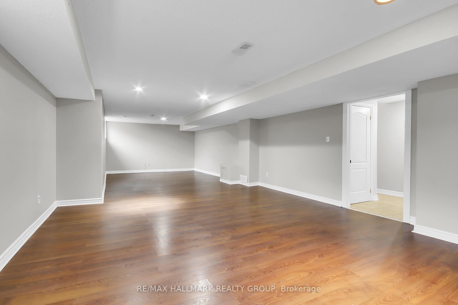 Photo 29 of 714 Clearbrook Drive, Ottawa, Barrhaven - Strandherd — HOMEH
