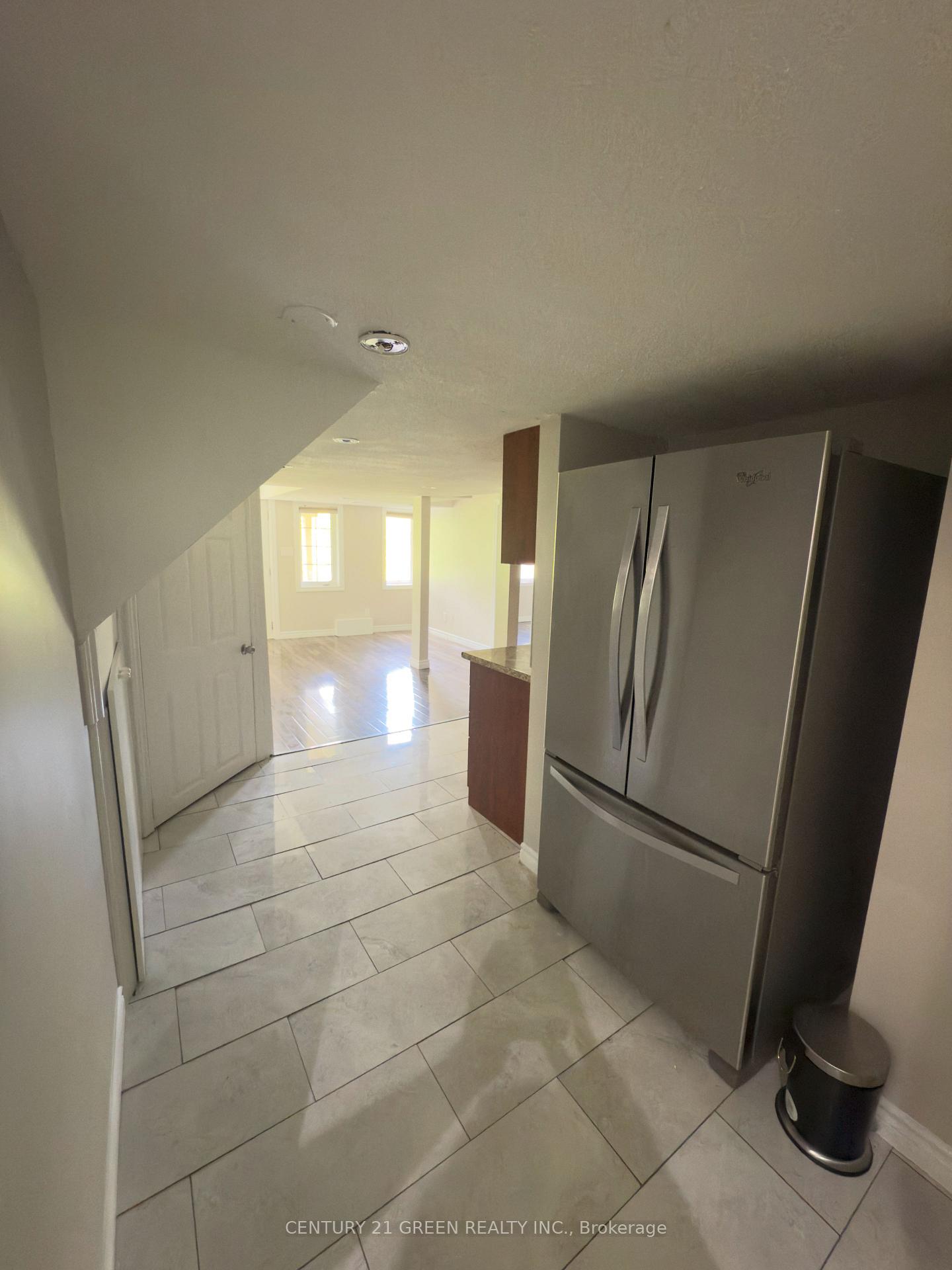 Photo 2 of 9 Borrelli (Bsmt) Drive, Brampton, Credit Valley — HOMEH