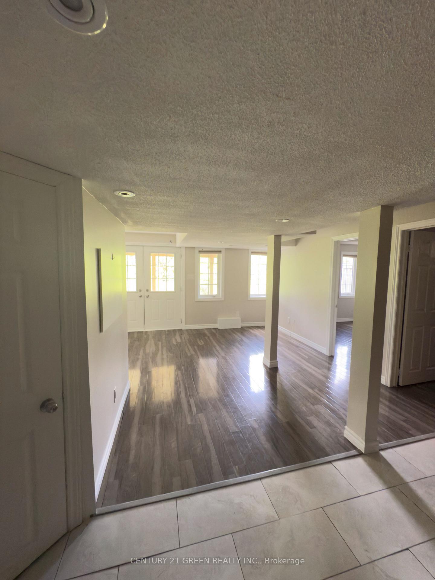 Photo 3 of 9 Borrelli (Bsmt) Drive, Brampton, Credit Valley — HOMEH