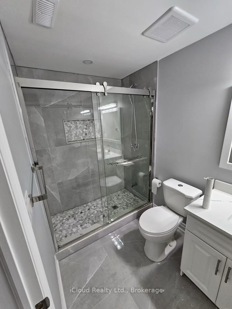 Photo 7 of 62 Robertson Davies Drive, Brampton, Snelgrove — HOMEH
