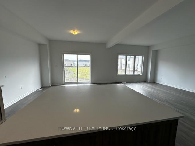 Photo 9 of 38 Bradden Crescent, Belleville, Belleville Ward — HOMEH