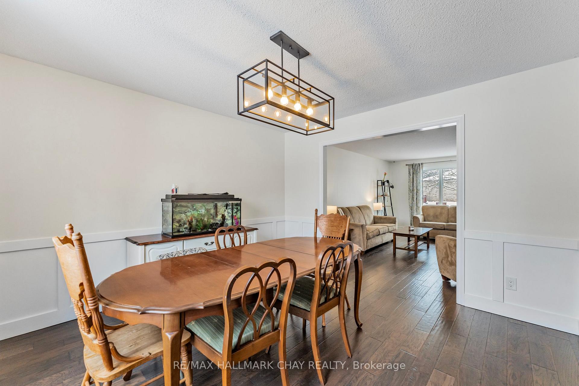 Photo 6 of 15 Callaghan Drive, Barrie, Letitia Heights — HOMEH