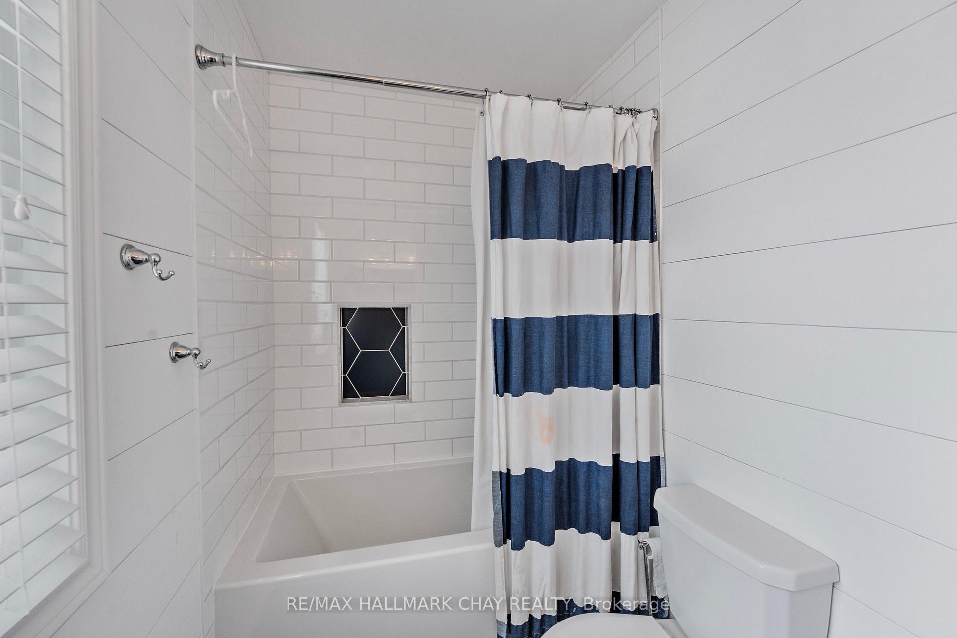Photo 25 of 15 Callaghan Drive, Barrie, Letitia Heights — HOMEH