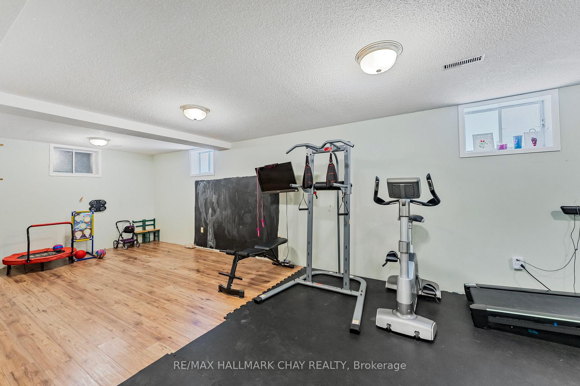 Photo 26 of 15 Callaghan Drive, Barrie, Letitia Heights — HOMEH