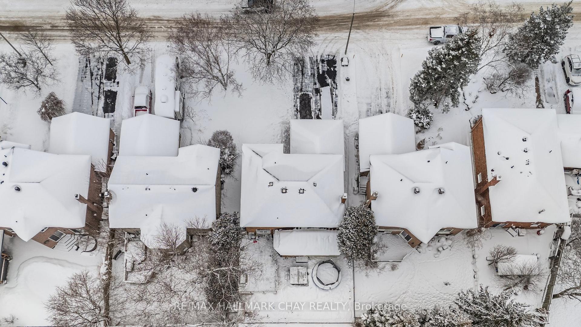 Photo 36 of 15 Callaghan Drive, Barrie, Letitia Heights — HOMEH