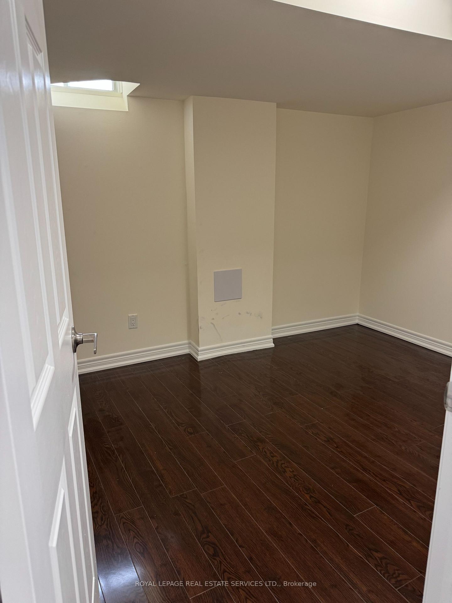 Photo 5 of 64 George Robinson Drive, Brampton, Credit Valley — HOMEH