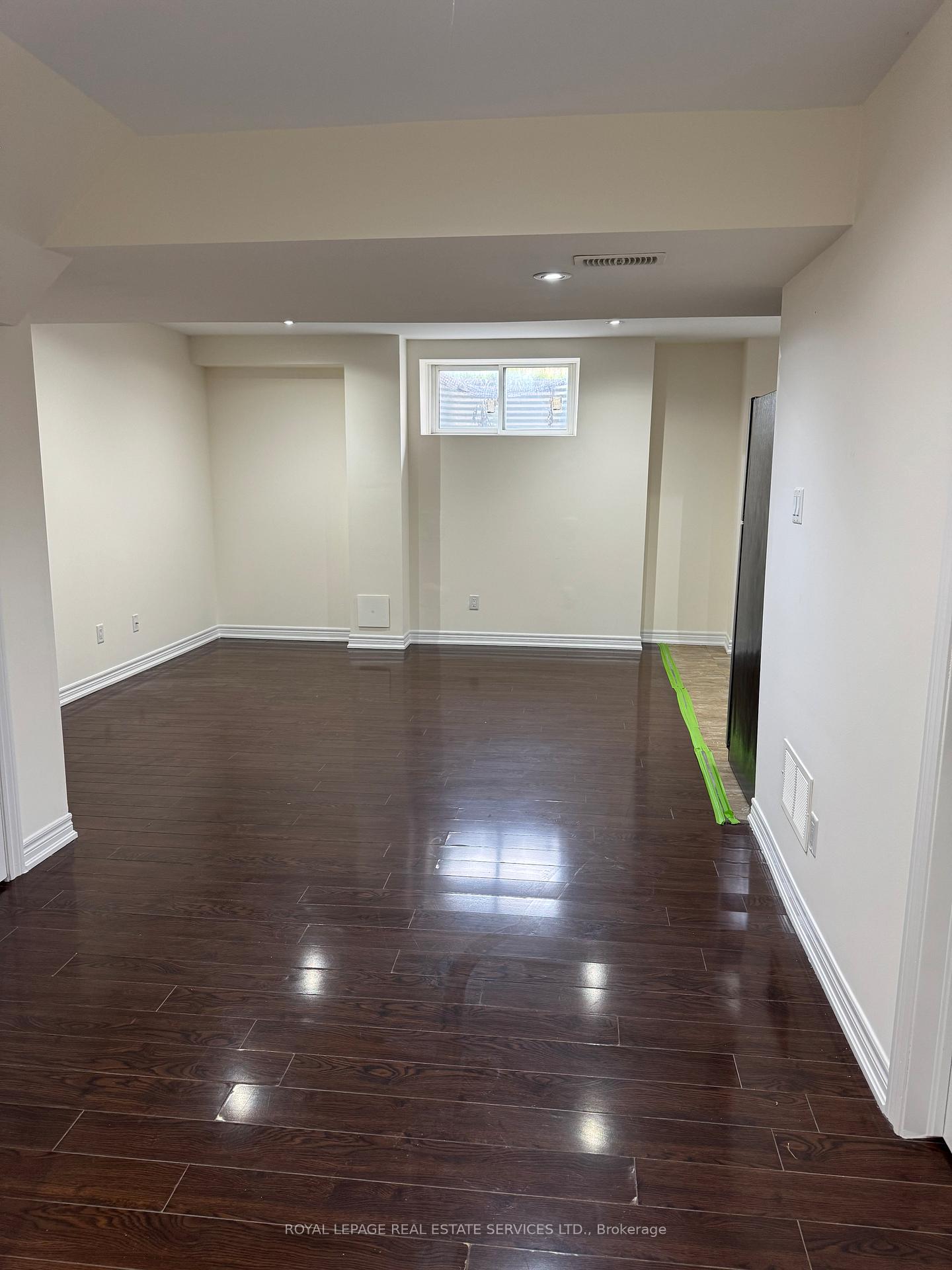 Photo 14 of 64 George Robinson Drive, Brampton, Credit Valley — HOMEH