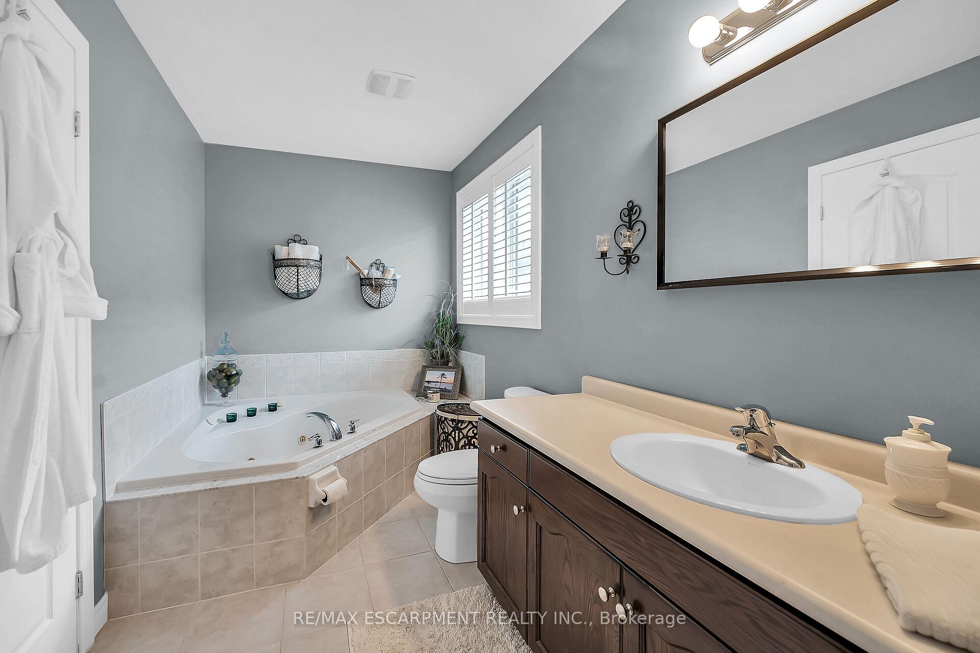 Photo 17 of 7 Kathleen Court, Hamilton, Hampton Heights — HOMEH