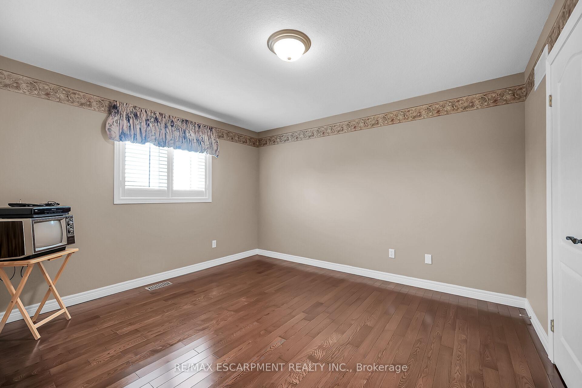 Photo 22 of 7 Kathleen Court, Hamilton, Hampton Heights — HOMEH