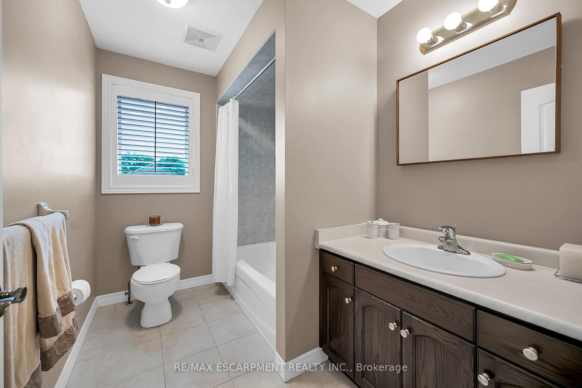 Photo 23 of 7 Kathleen Court, Hamilton, Hampton Heights — HOMEH