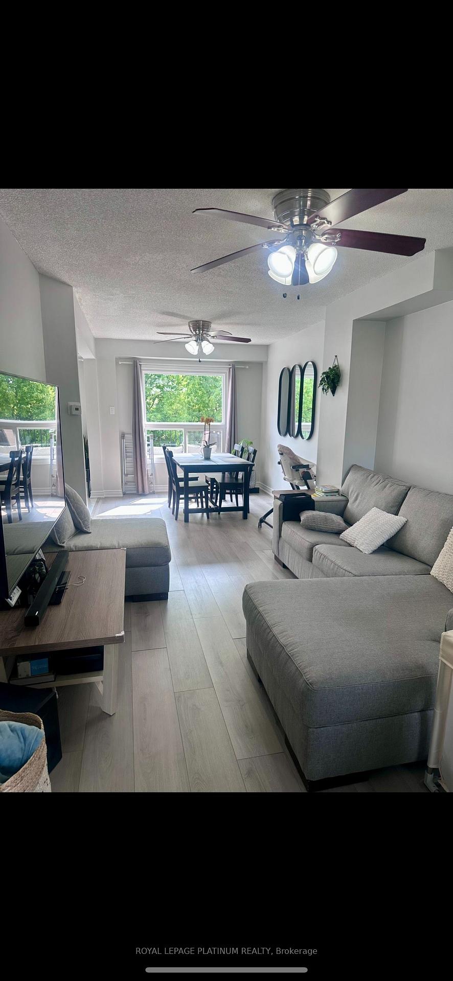 Photo 3 of 112 Cutters Crescent, Brampton, Fletcher's West — HOMEH
