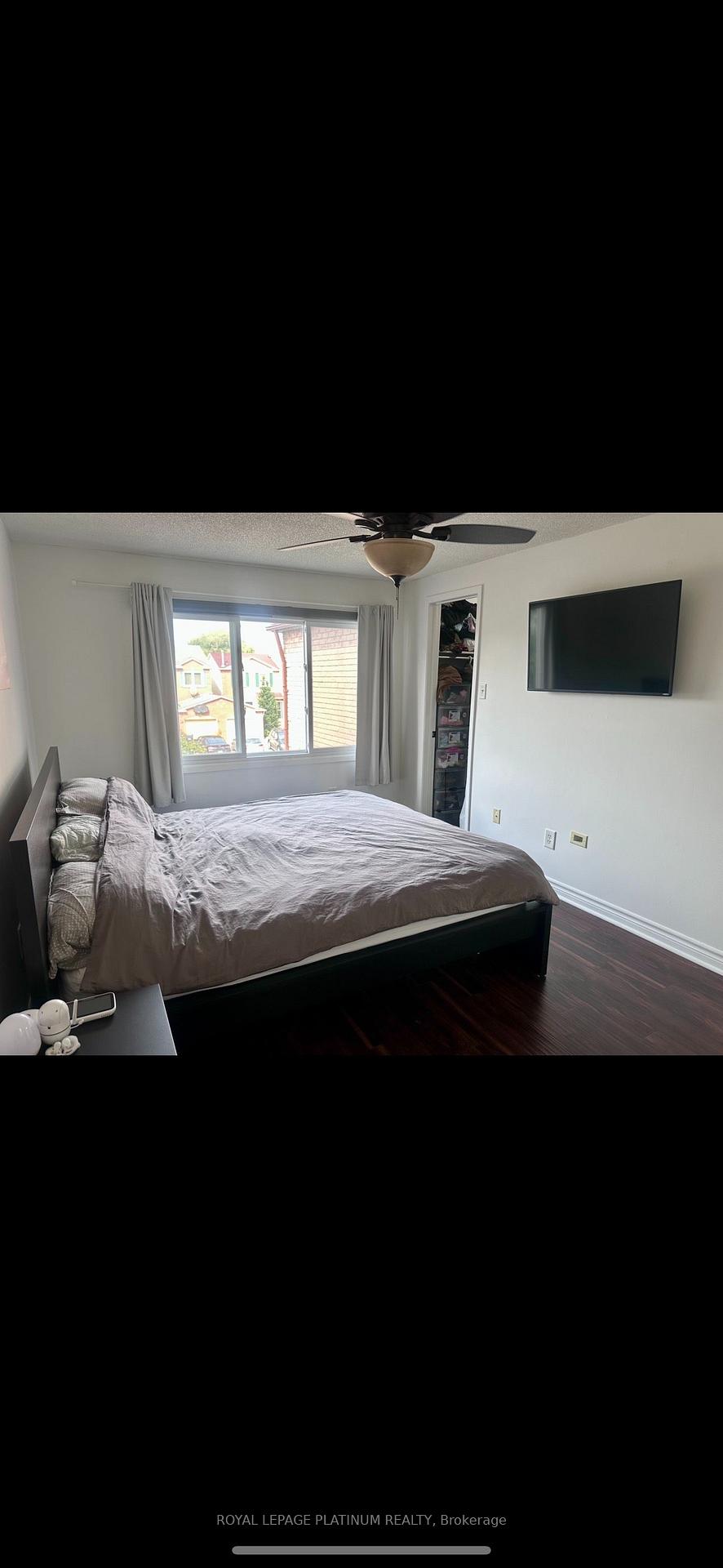 Photo 5 of 112 Cutters Crescent, Brampton, Fletcher's West — HOMEH