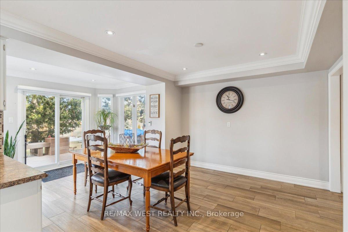 Photo 8 of 66 Partridge Circle, Vaughan, West Woodbridge — HOMEH