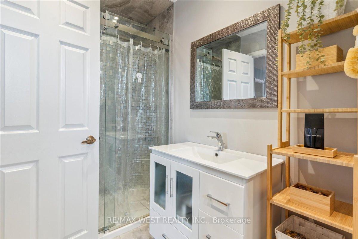 Photo 14 of 66 Partridge Circle, Vaughan, West Woodbridge — HOMEH