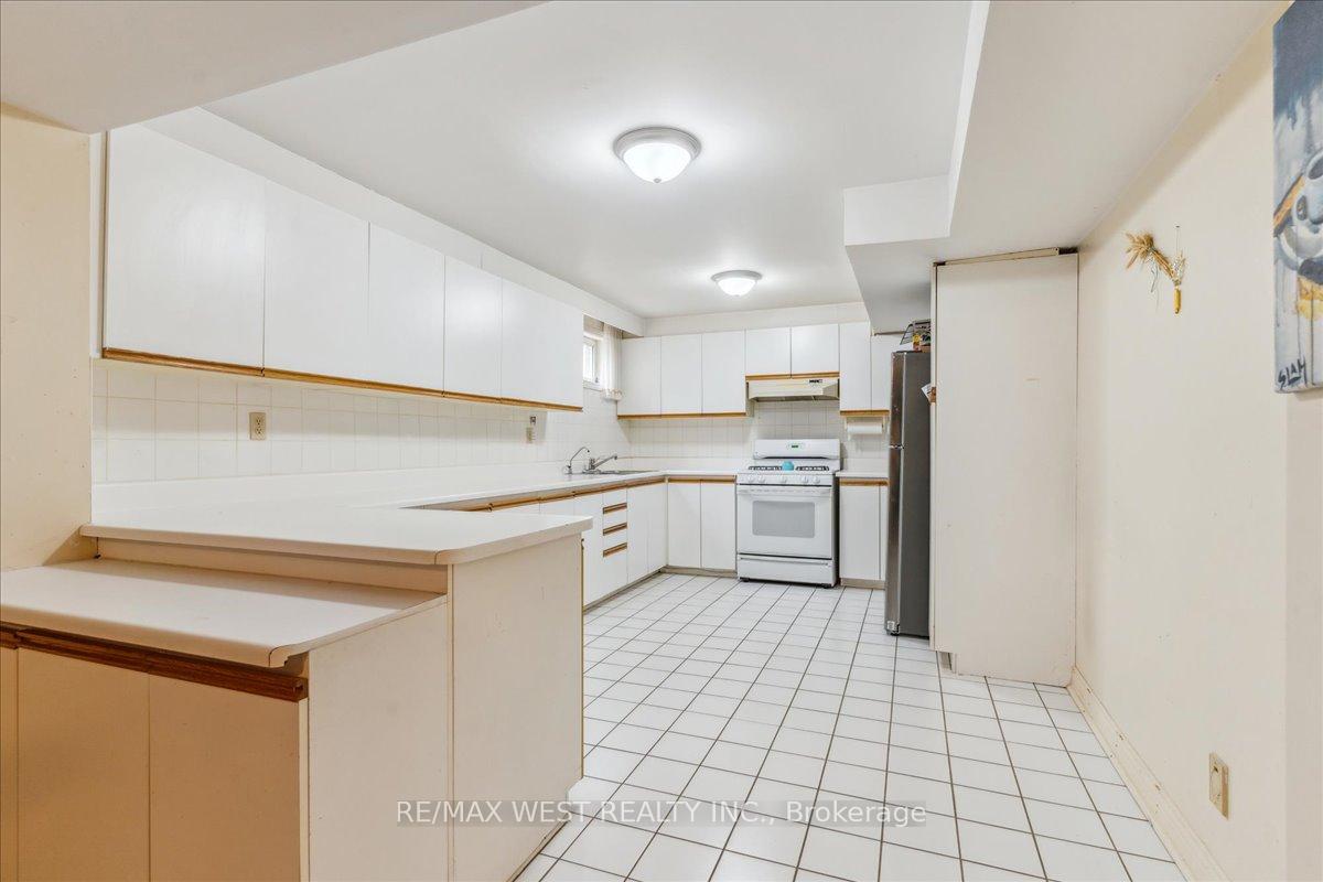 Photo 19 of 66 Partridge Circle, Vaughan, West Woodbridge — HOMEH