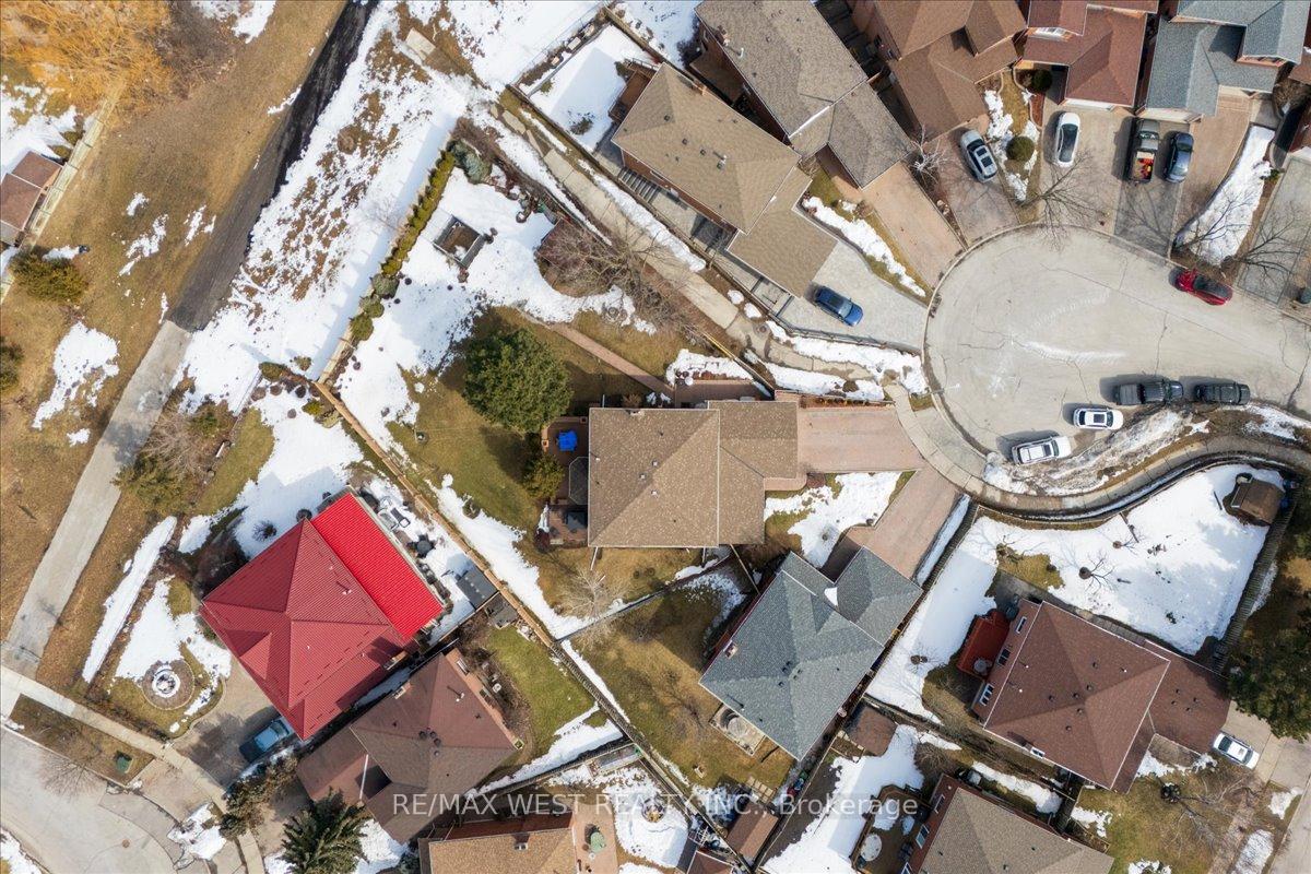 Photo 24 of 66 Partridge Circle, Vaughan, West Woodbridge — HOMEH
