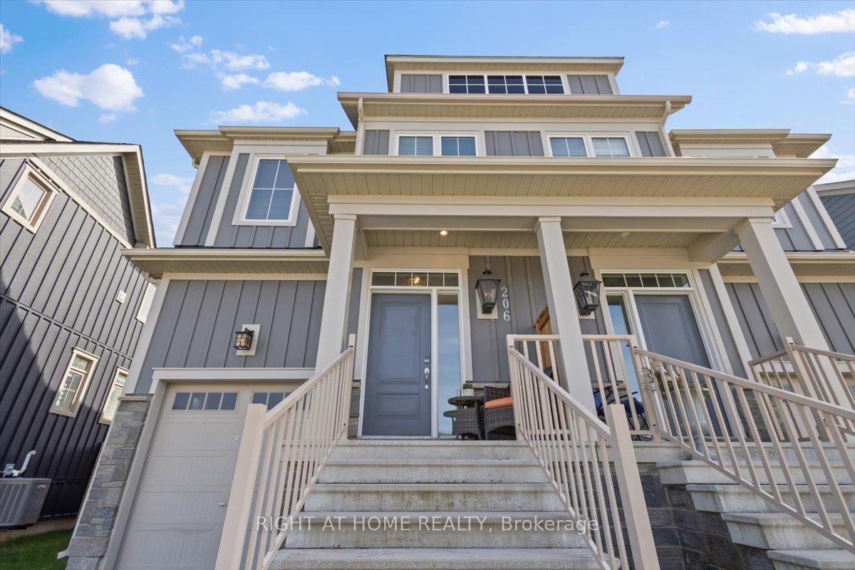 Photo 4 of 206 Yellow Birch Crescent, Blue Mountains — HOMEH