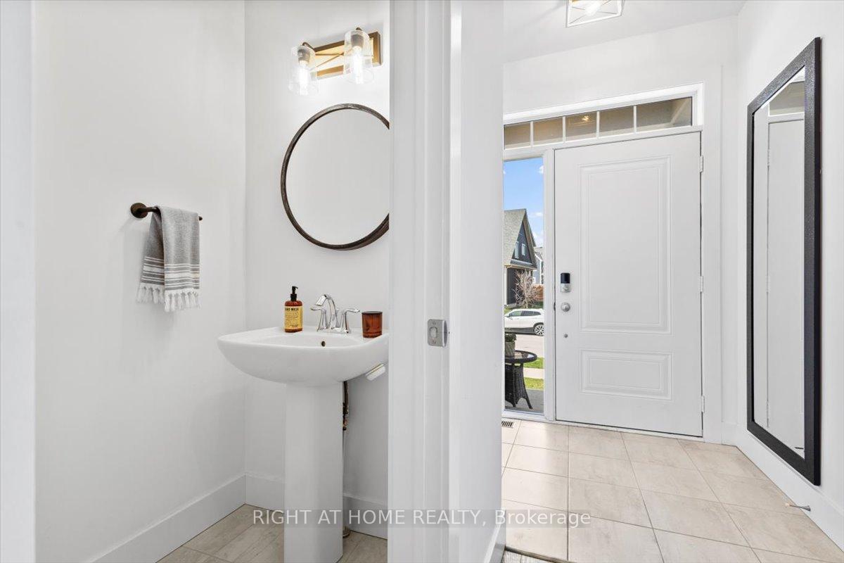 Photo 7 of 206 Yellow Birch Crescent, Blue Mountains — HOMEH