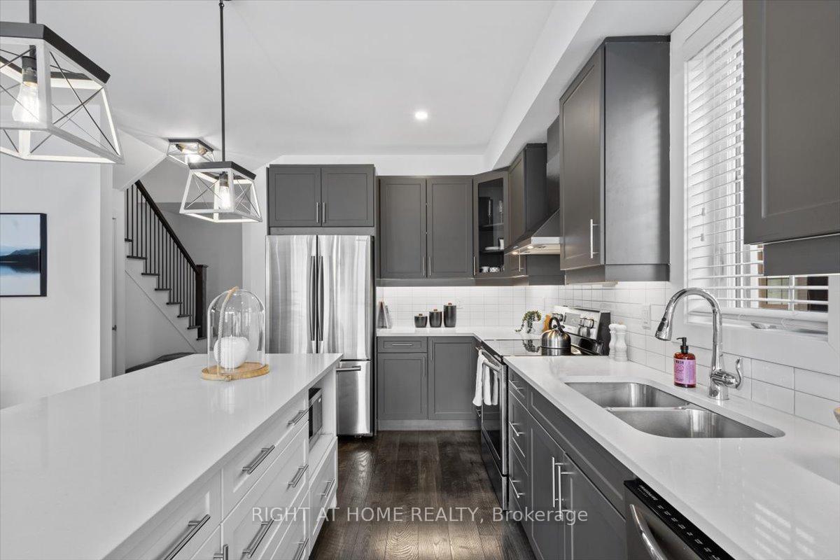 Photo 9 of 206 Yellow Birch Crescent, Blue Mountains — HOMEH
