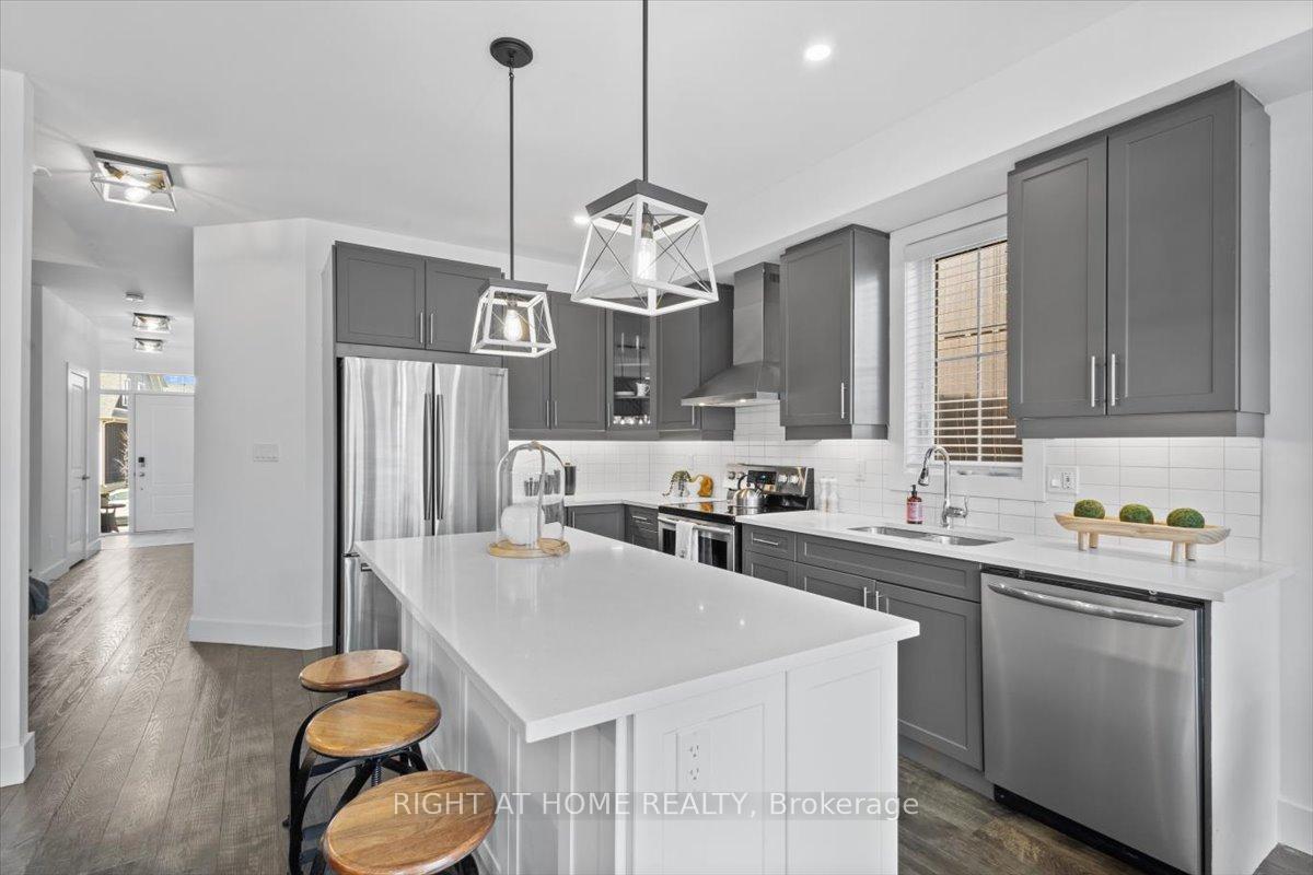 Photo 15 of 206 Yellow Birch Crescent, Blue Mountains — HOMEH