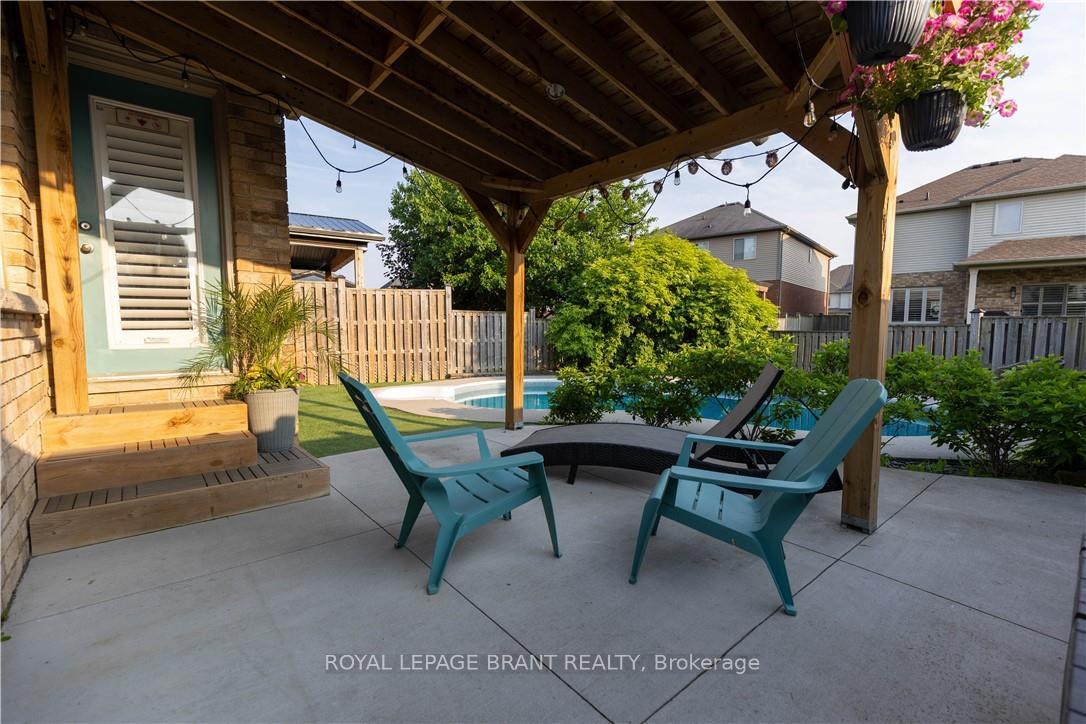 Photo 35 of 81 Windwood Drive, Hamilton, Binbrook — HOMEH