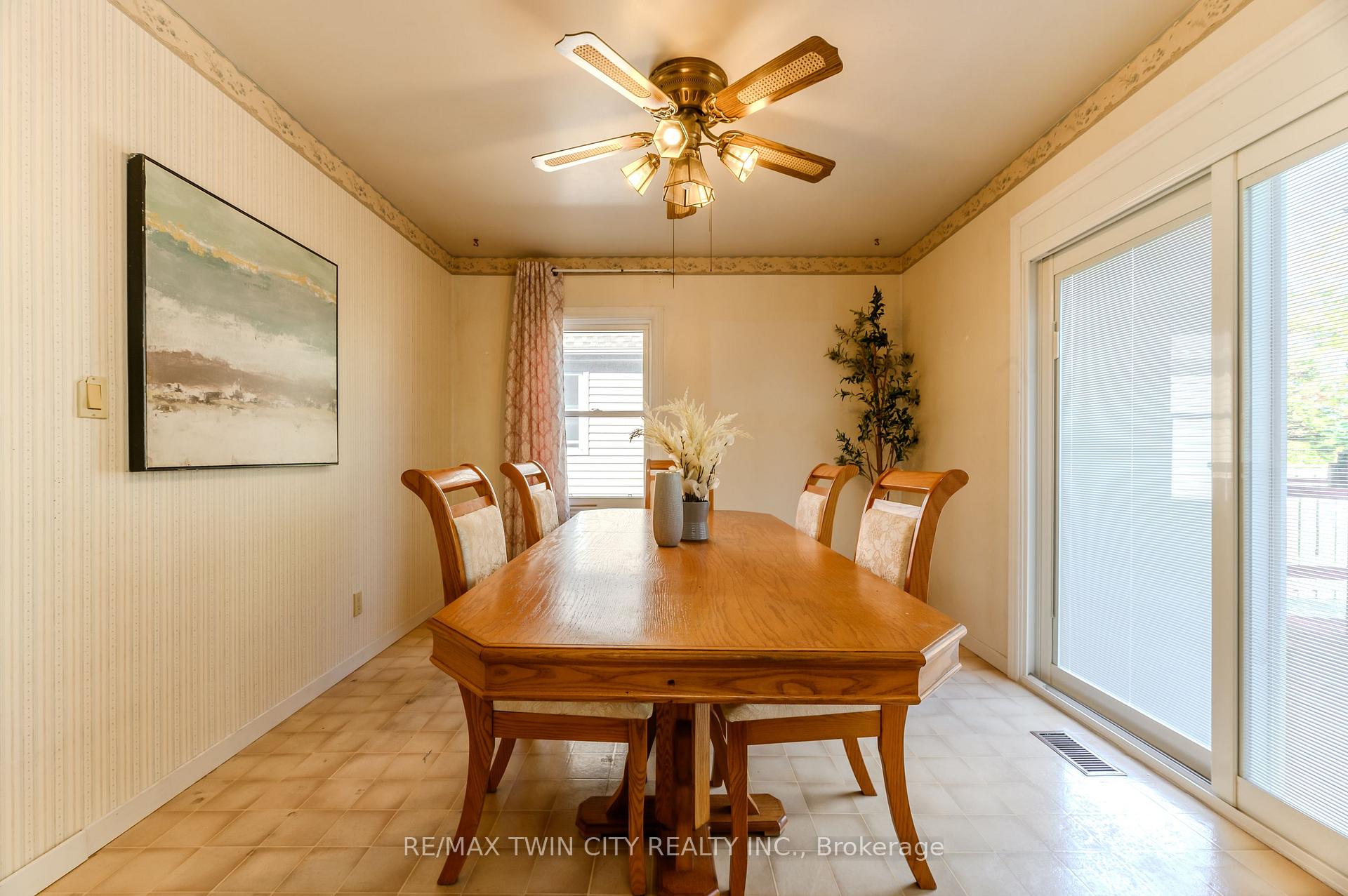 Photo 12 of 7 Cherry Road, Hamilton, Corman — HOMEH