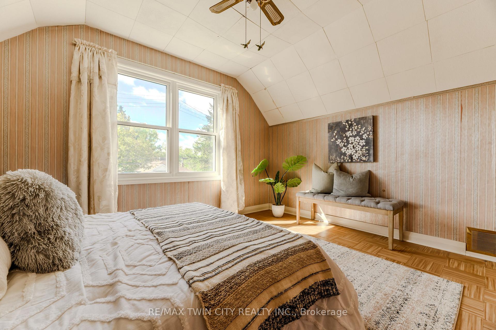 Photo 18 of 7 Cherry Road, Hamilton, Corman — HOMEH