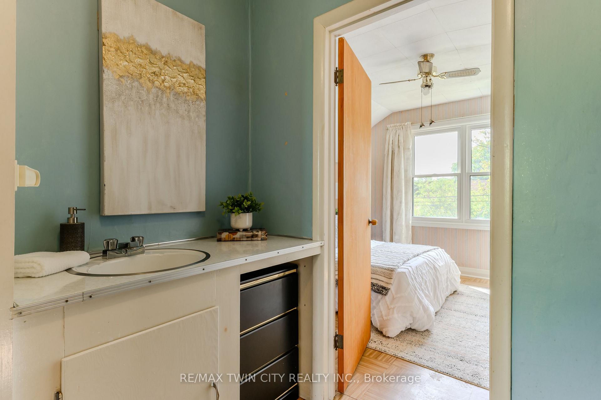 Photo 23 of 7 Cherry Road, Hamilton, Corman — HOMEH