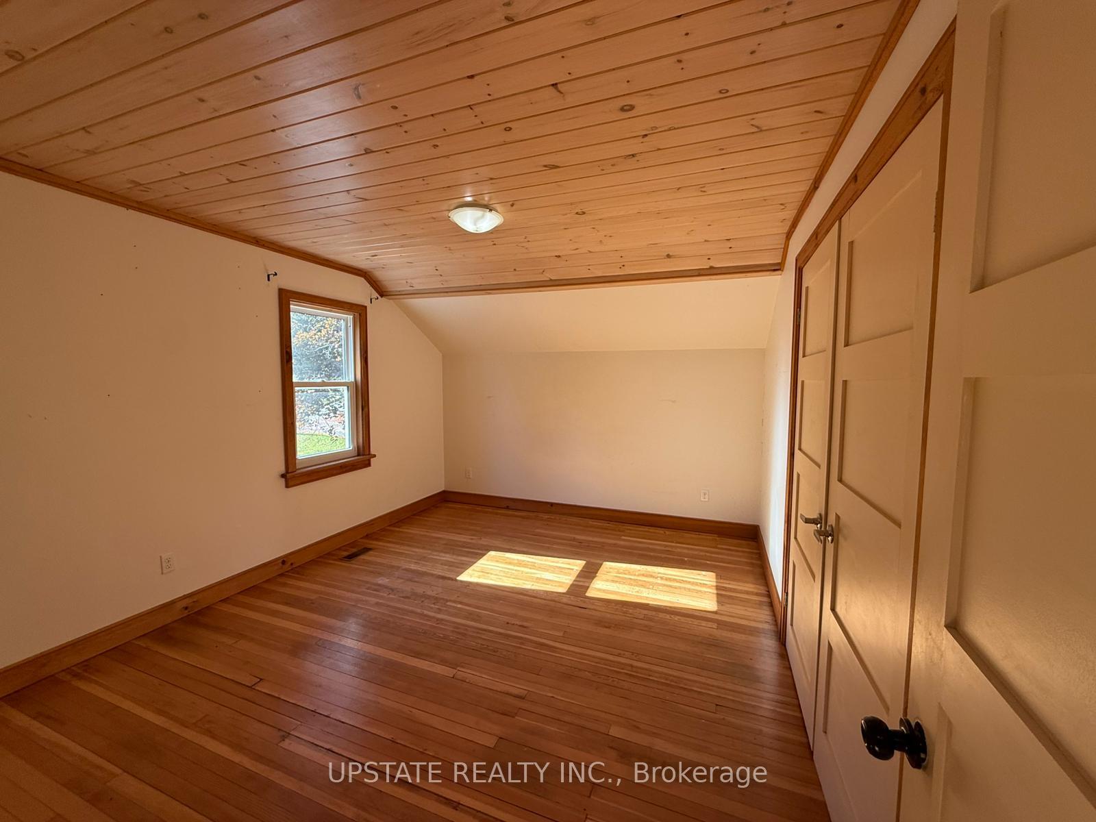 Photo 14 of 20927 Shaws Creek Road, Caledon, Rural Caledon — HOMEH