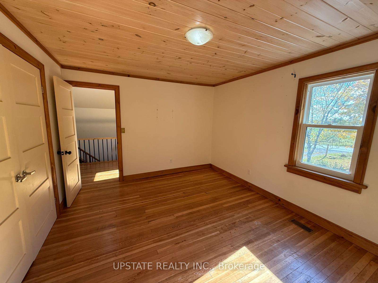 Photo 21 of 20927 Shaws Creek Road, Caledon, Rural Caledon — HOMEH