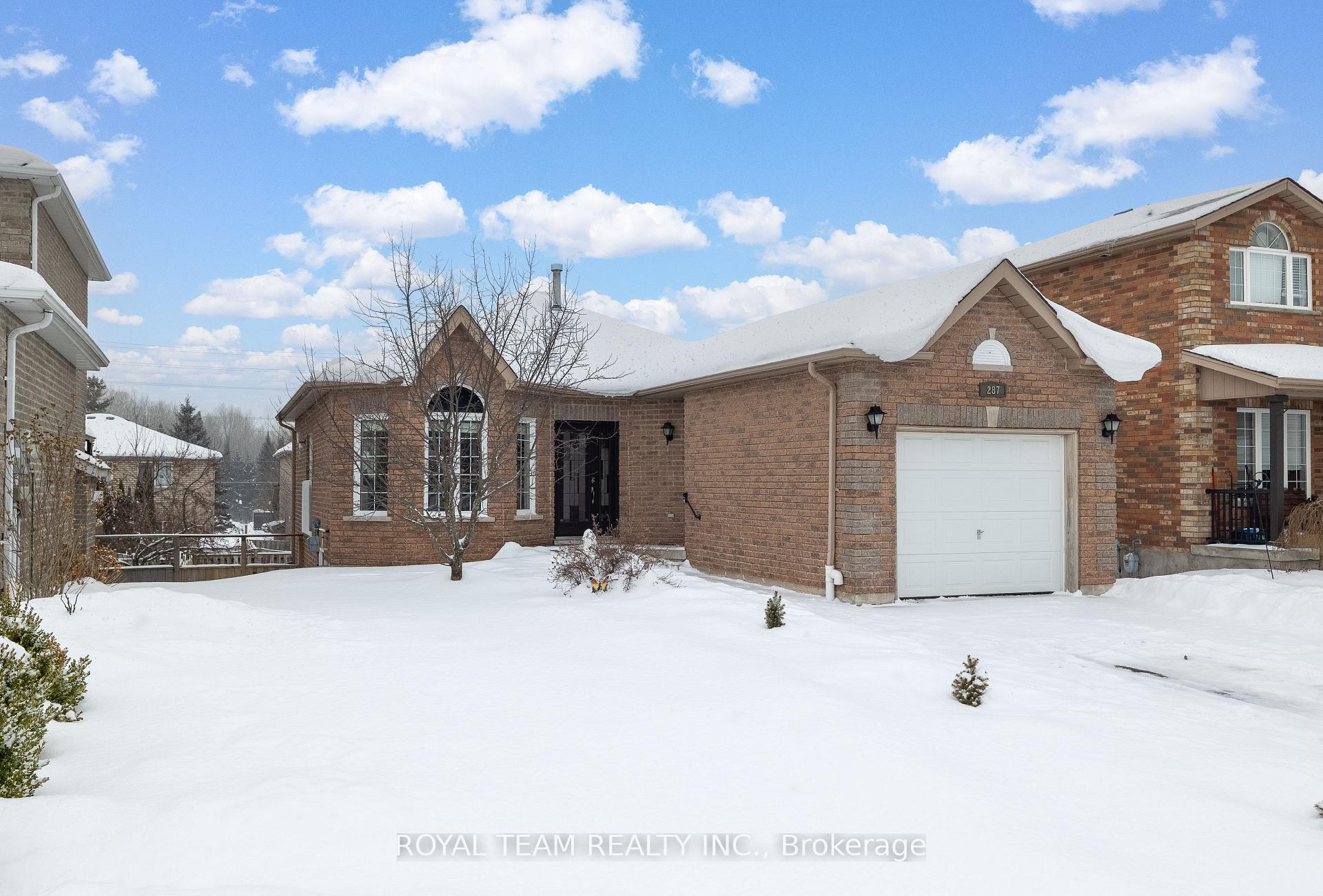 Photo 2 of 287 Pringle Drive, Barrie, Edgehill Drive — HOMEH