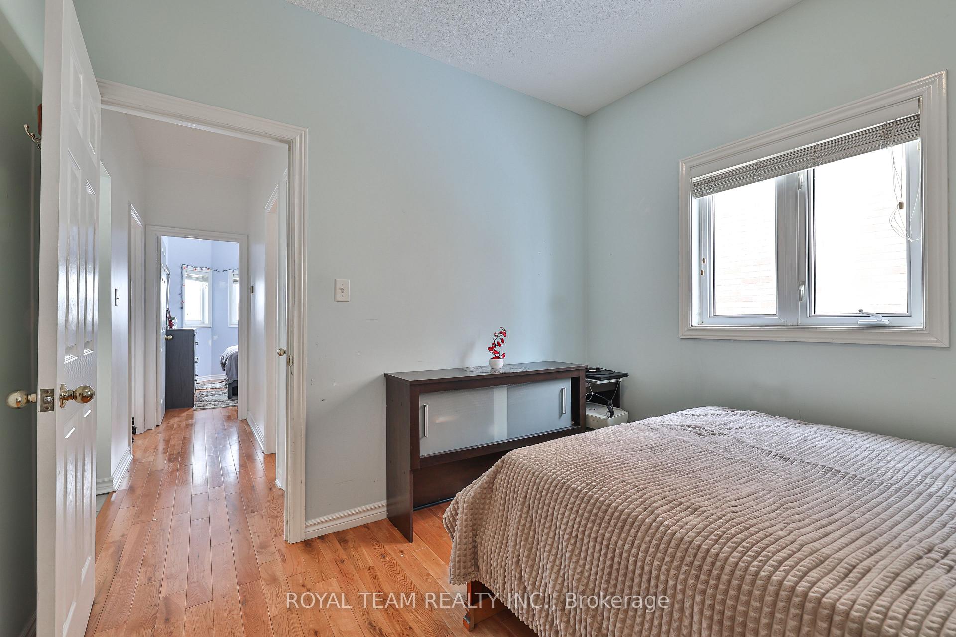 Photo 19 of 287 Pringle Drive, Barrie, Edgehill Drive — HOMEH