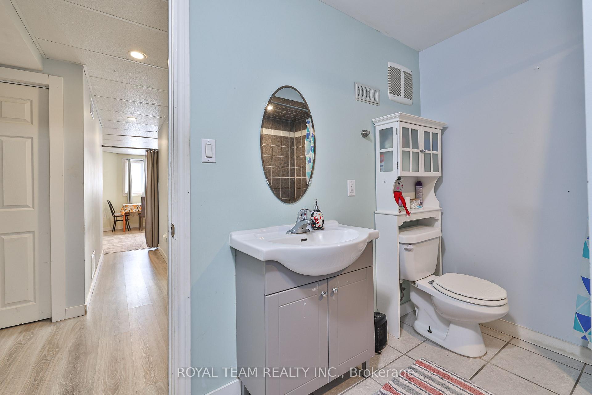 Photo 24 of 287 Pringle Drive, Barrie, Edgehill Drive — HOMEH