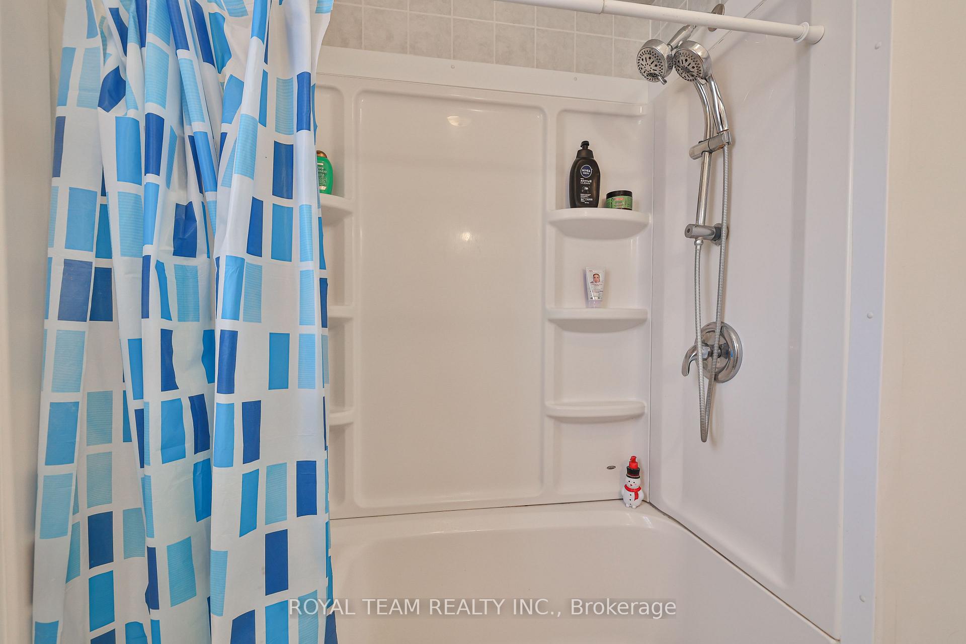 Photo 26 of 287 Pringle Drive, Barrie, Edgehill Drive — HOMEH