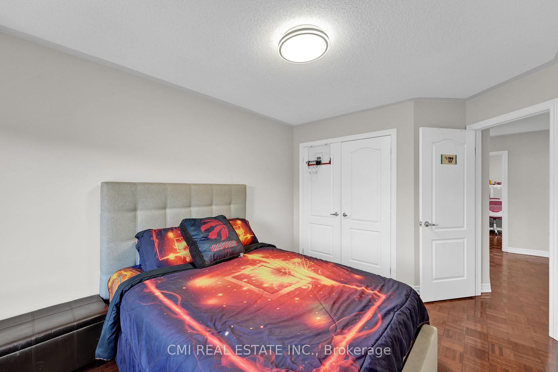 Photo 22 of 71 Lauderdale Drive, Vaughan, Patterson — HOMEH