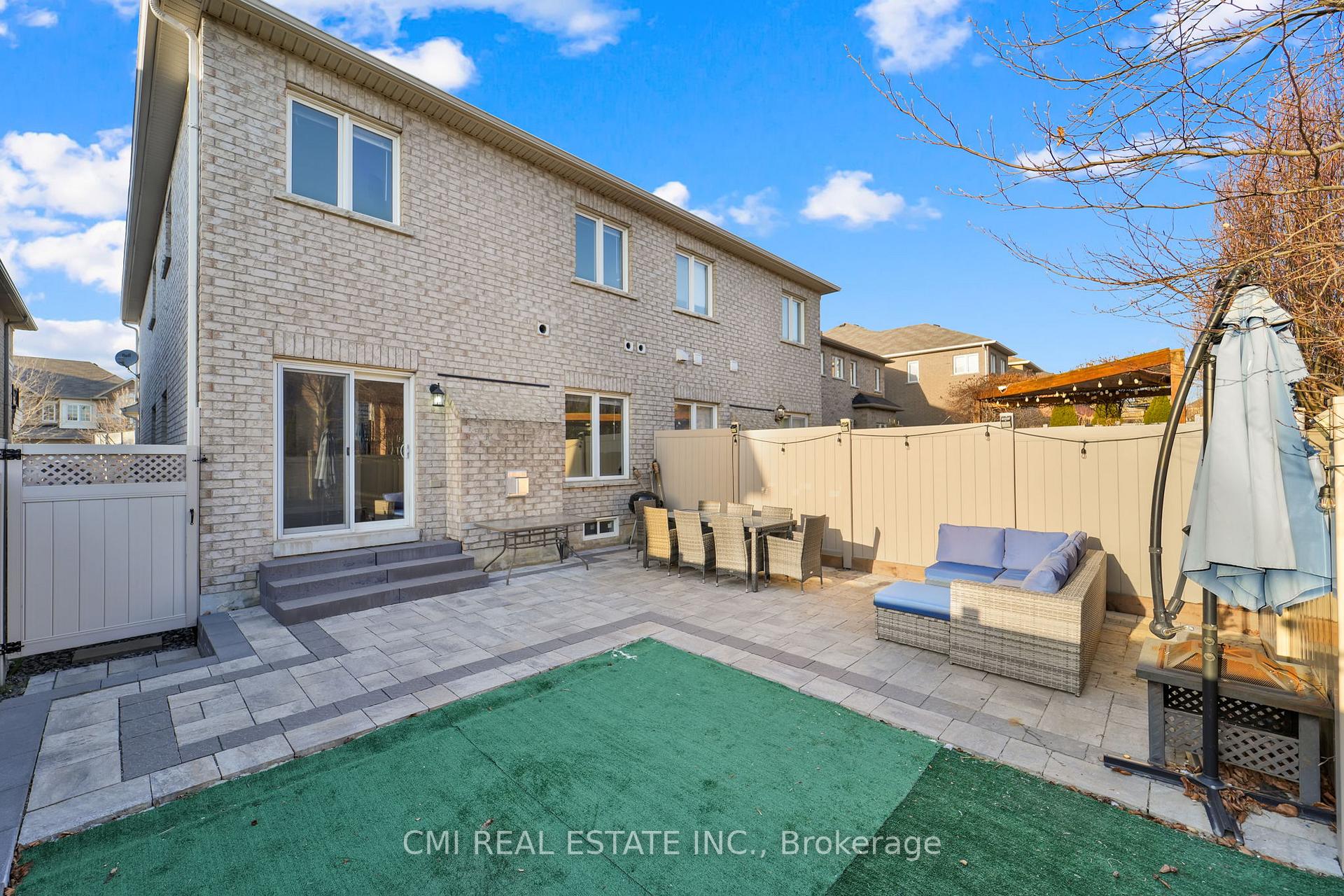 Photo 37 of 71 Lauderdale Drive, Vaughan, Patterson — HOMEH