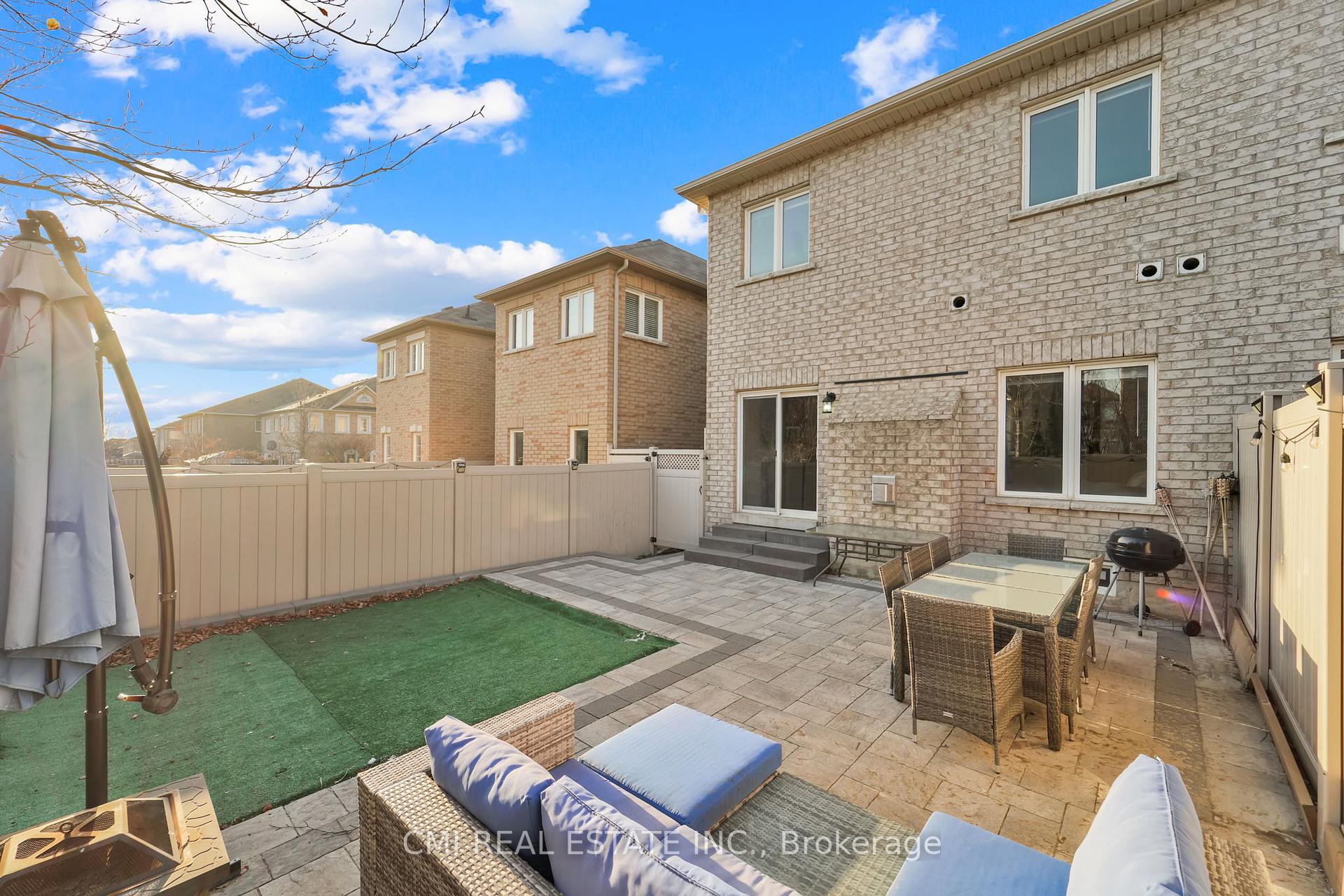 Photo 38 of 71 Lauderdale Drive, Vaughan, Patterson — HOMEH