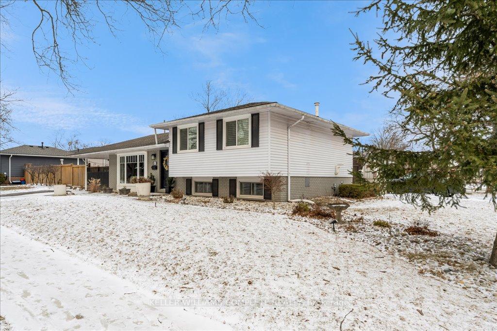 Photo 3 of 609 Braemore Road, Burlington, Roseland — HOMEH