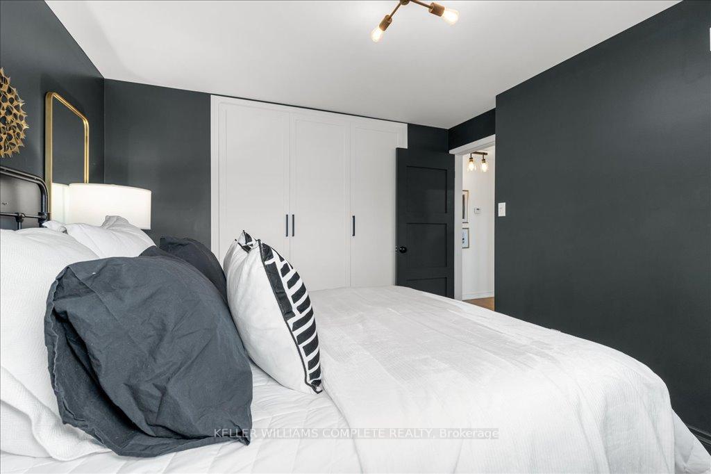 Photo 21 of 609 Braemore Road, Burlington, Roseland — HOMEH