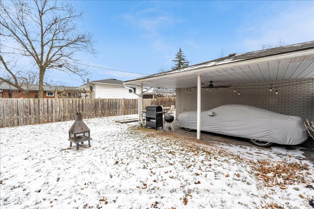 Photo 34 of 609 Braemore Road, Burlington, Roseland — HOMEH