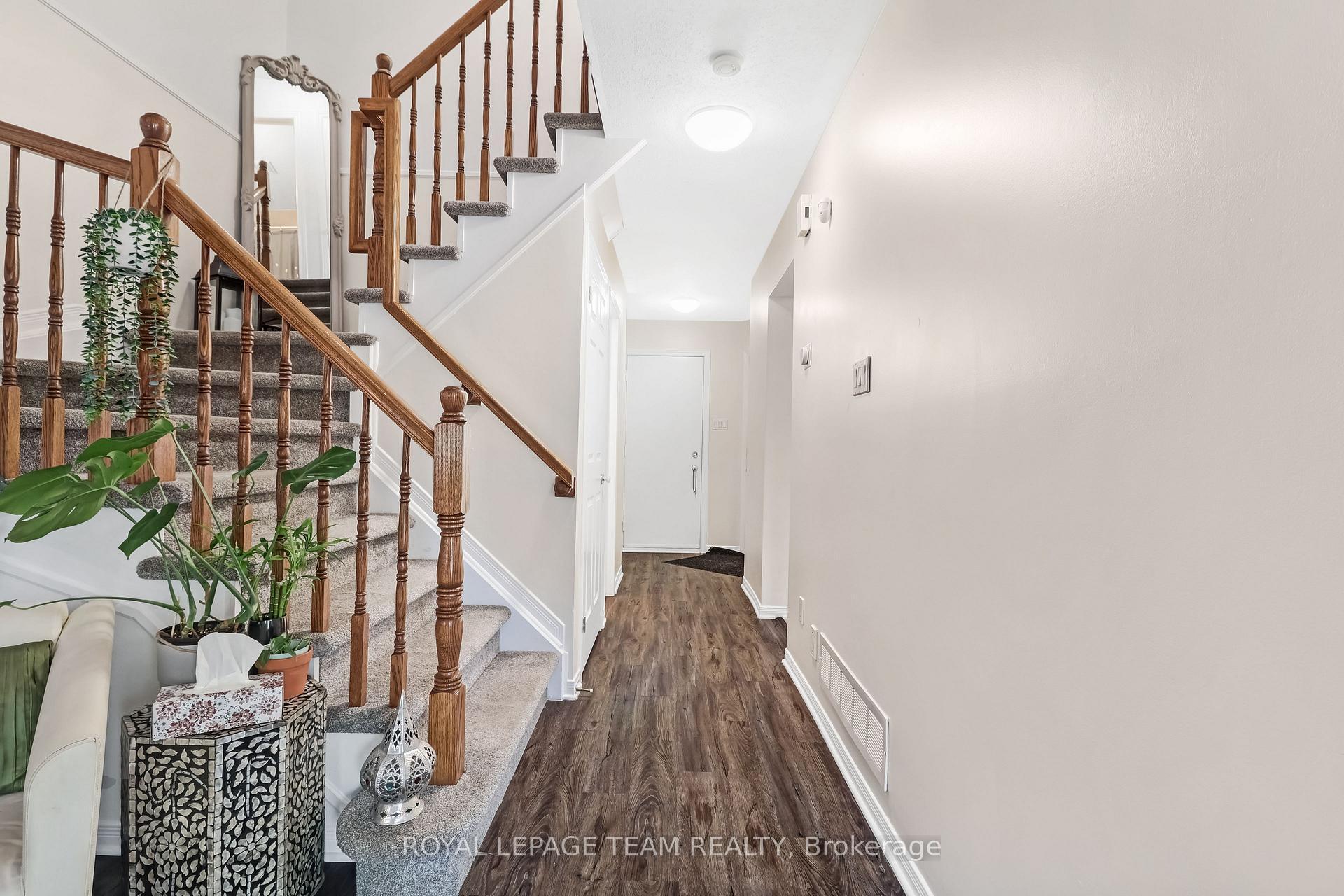 Photo 4 of 163 Markland Crescent, Ottawa, Barrhaven East — HOMEH