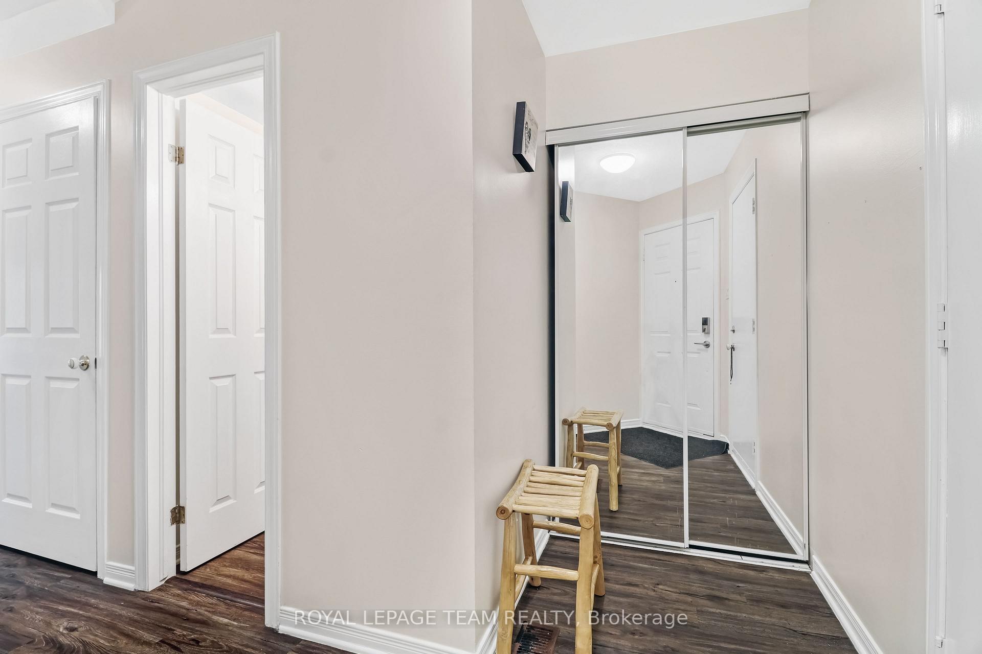 Photo 2 of 163 Markland Crescent, Ottawa, Barrhaven East — HOMEH