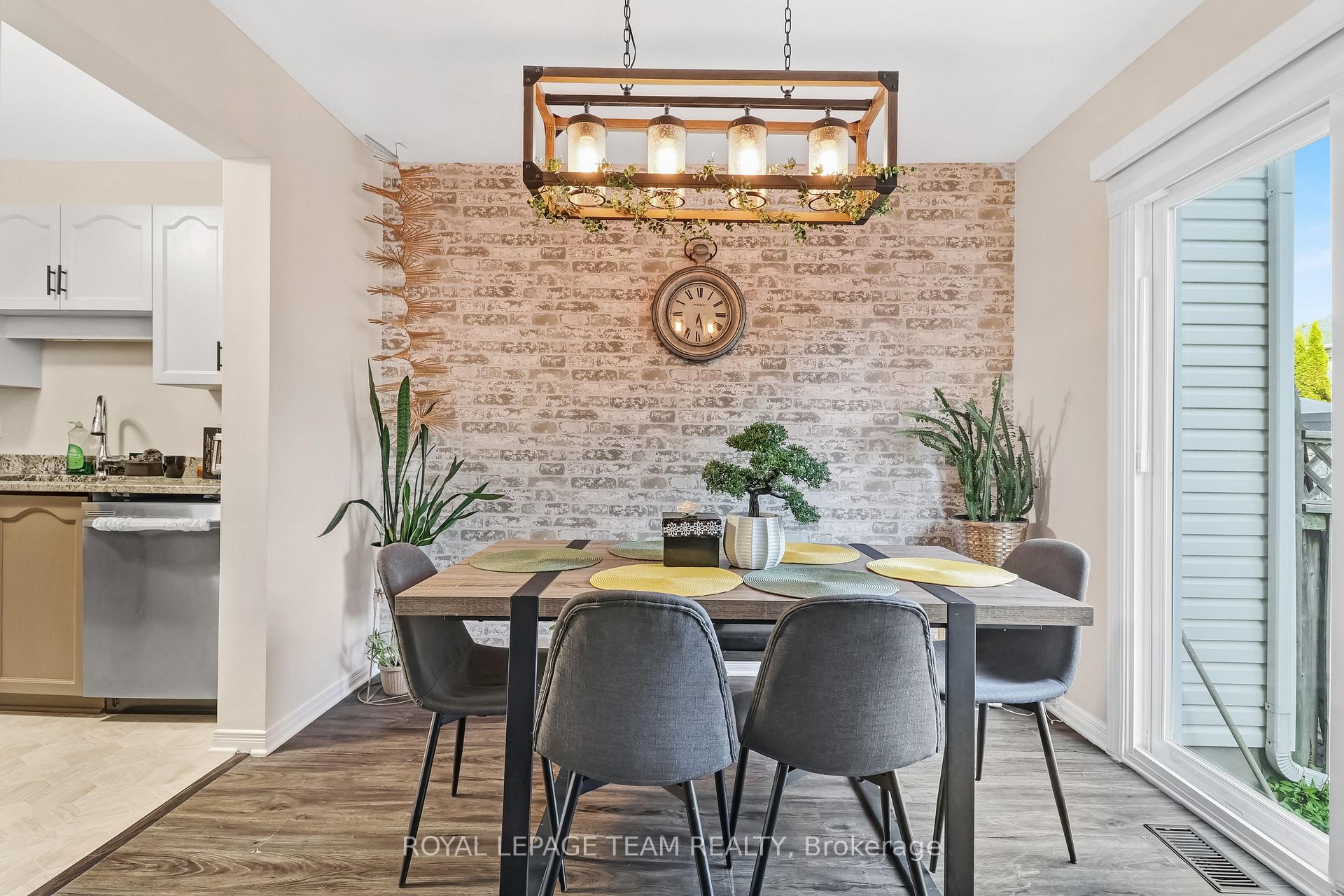 Photo 10 of 163 Markland Crescent, Ottawa, Barrhaven East — HOMEH