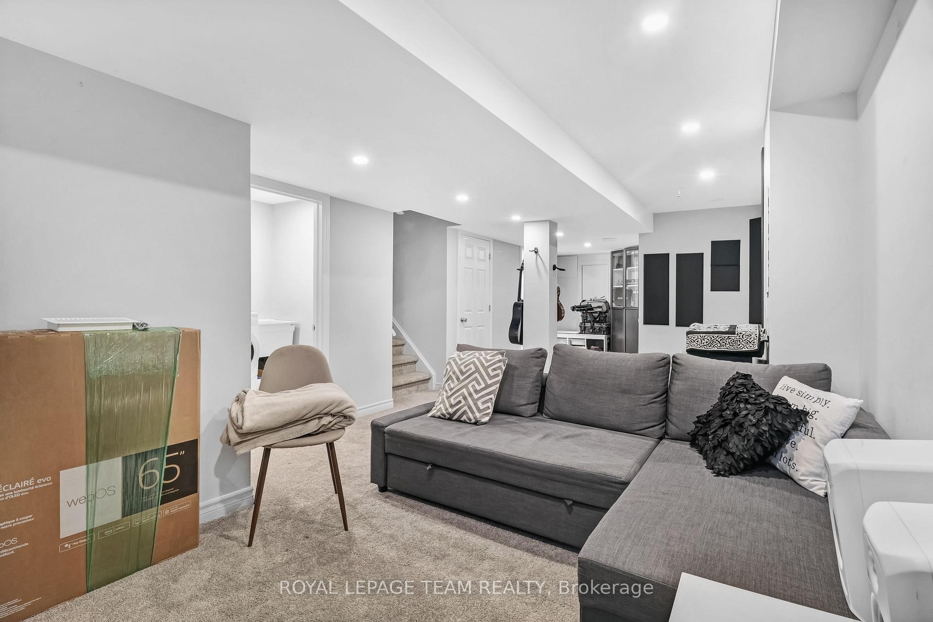 Photo 24 of 163 Markland Crescent, Ottawa, Barrhaven East — HOMEH