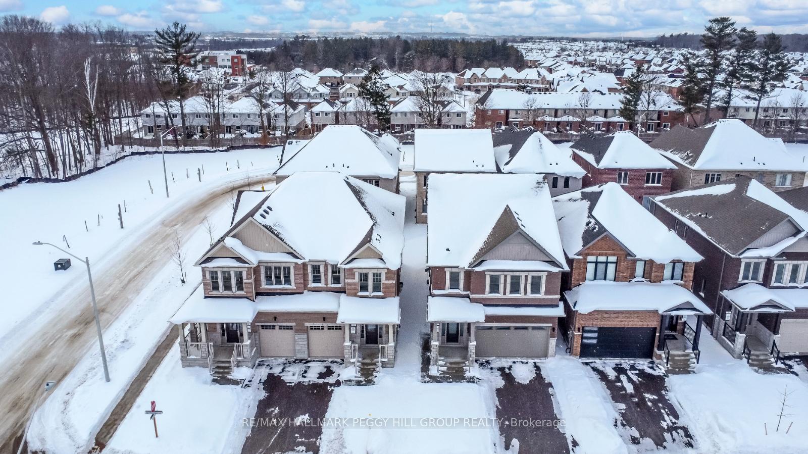 Photo 13 of 1 Amsterdam Drive, Barrie, Rural Barrie Southeast — HOMEH