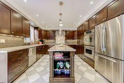 Photo 6 of 208 Franklin Avenue, Vaughan, Crestwood-Springfarm-Yorkhill — HOMEH