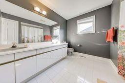 Photo 12 of 208 Franklin Avenue, Vaughan, Crestwood-Springfarm-Yorkhill — HOMEH