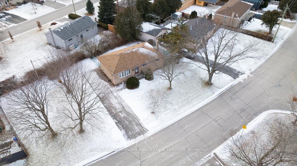 Photo 4 of 254 Foxbar Road, Burlington, Appleby — HOMEH