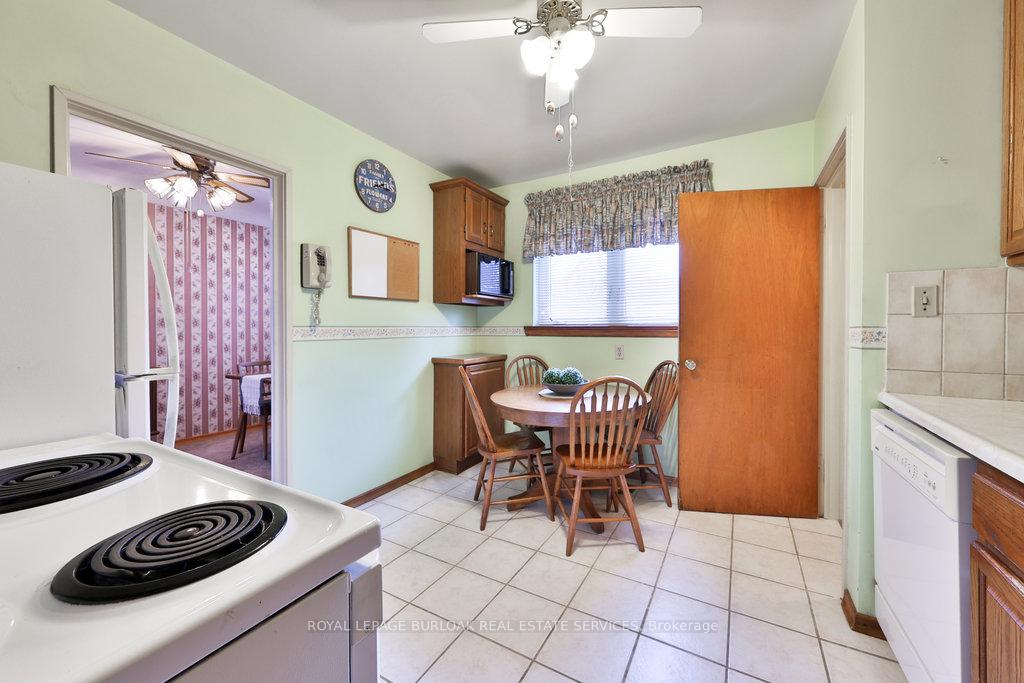 Photo 23 of 254 Foxbar Road, Burlington, Appleby — HOMEH